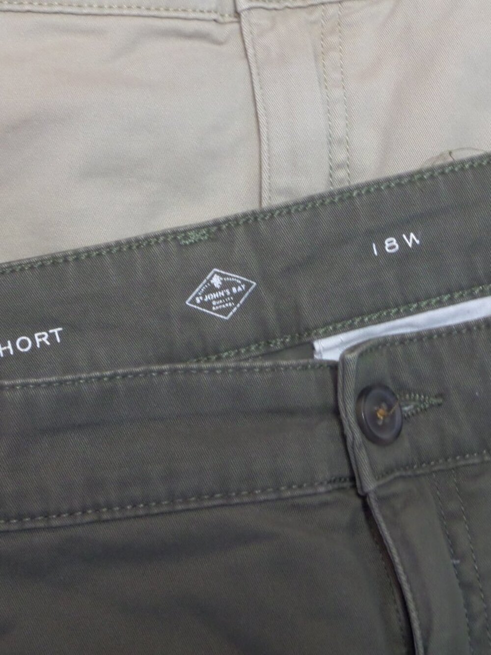 Three Pair of Womans  St Johns Bay Shorts  Size 18W - Picture 3 of 8